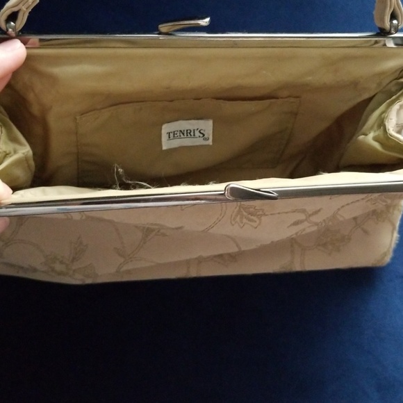 Vintage embroidered bag - Picture 2 of 6